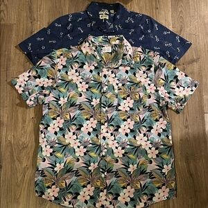 Duo of shirts size L